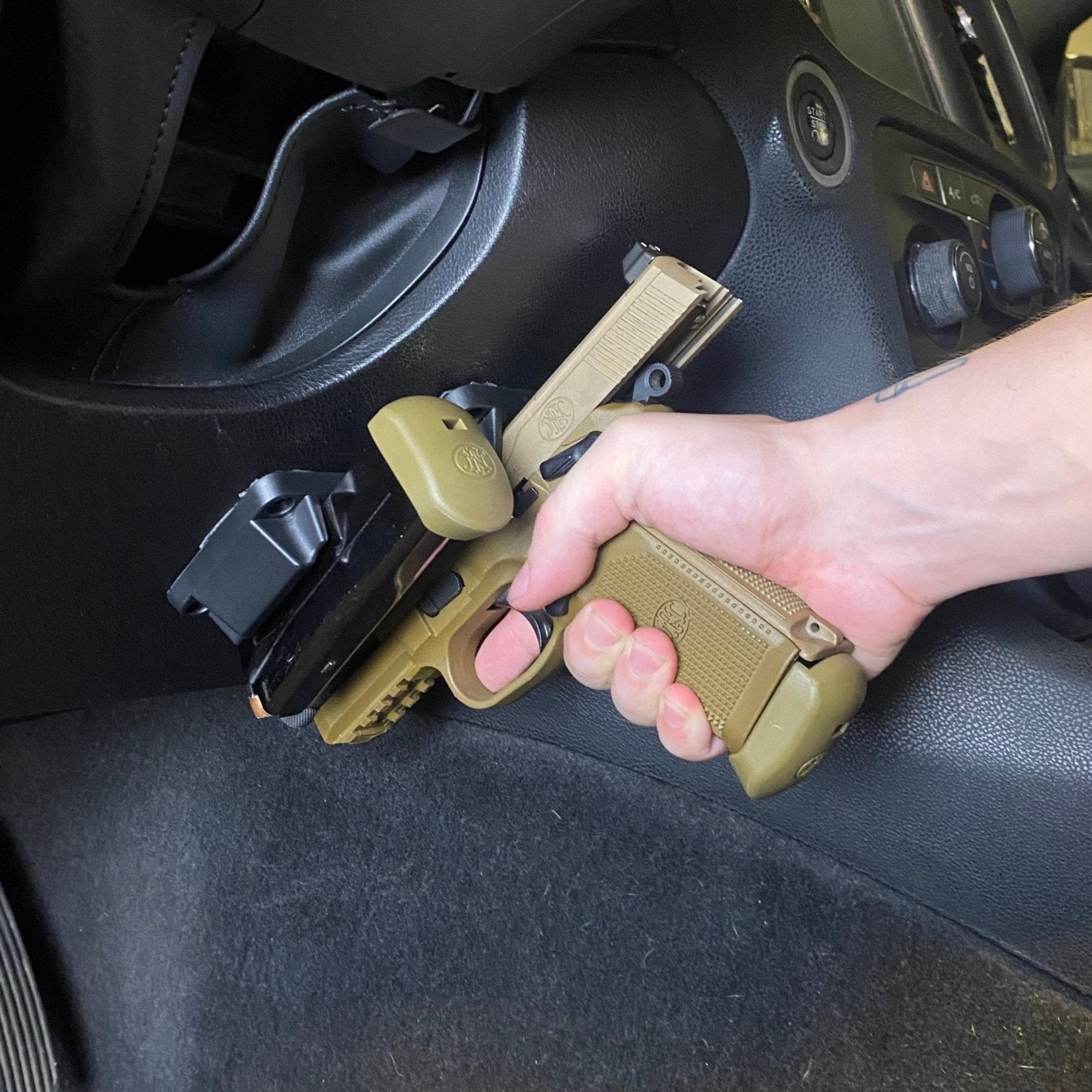 Magnetic Mount PRO™ - USSAVAGE VIBE